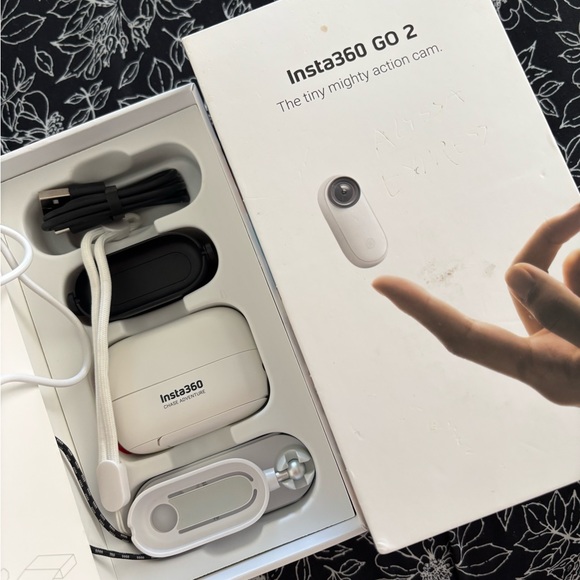 Insta360 Go 2 - Picture 3 of 6